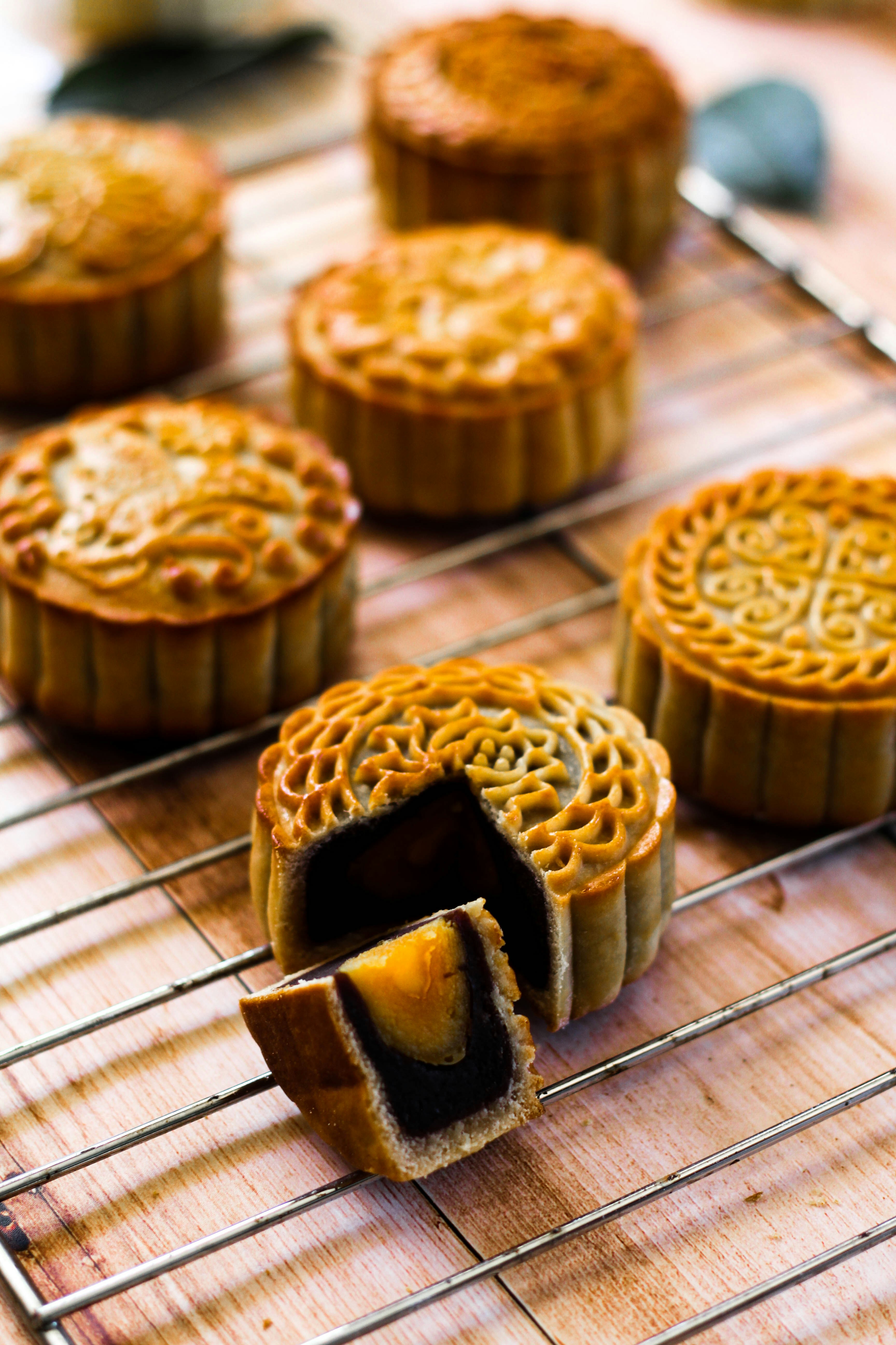 moon cake pastry